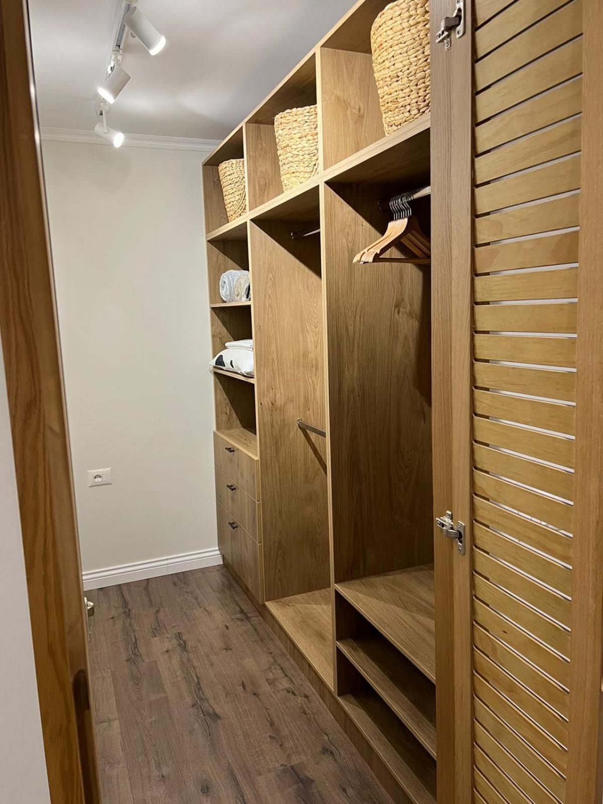 Anna'S Blloku Apartment تيرانا المظهر الخارجي الصورة