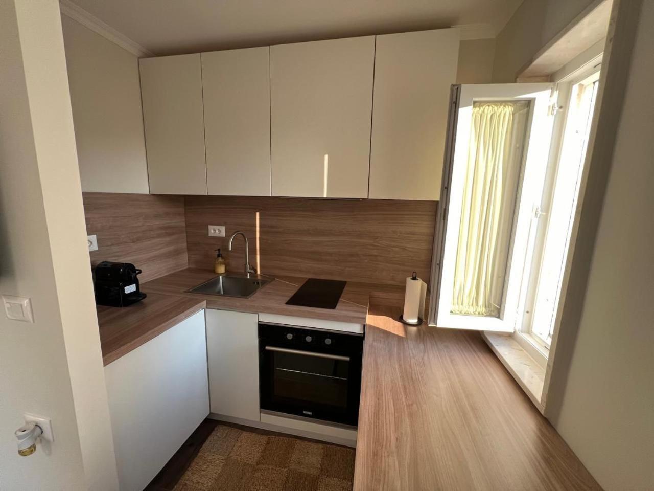 Anna'S Blloku Apartment تيرانا المظهر الخارجي الصورة